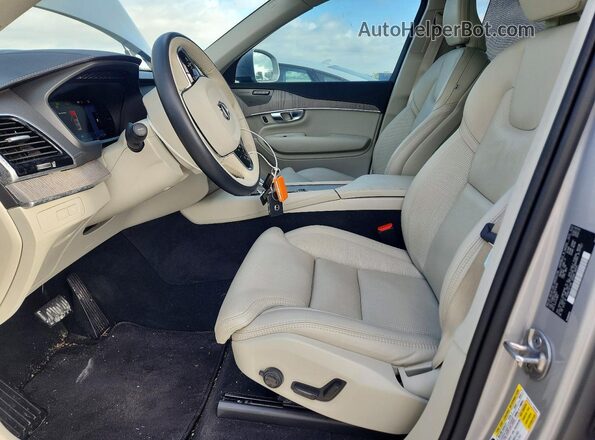YV4H60LF0R1212015 2024 VOLVO XC90 Silver Vista interior delantera