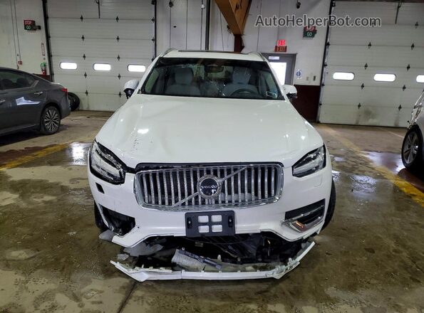 YV4H60PE8S1315545 2025 VOLVO XC90 White Widok z przodu
