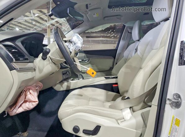 YV4H60PE8S1315545 2025 VOLVO XC90 White Widok wnętrza z przodu