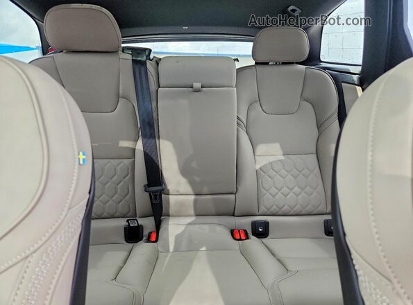 YV4H60RC0T1454162 2026 VOLVO XC60 Синий Вид задних сидений