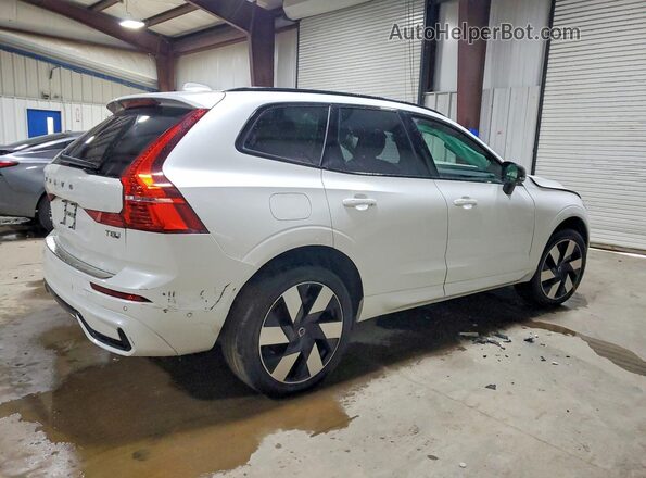YV4H60RC2S1109360 2025 VOLVO XC60 White Հետևի աջ