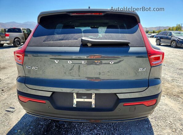 YV4K92UJ4T2745983 2026 VOLVO XC40 Gray Vista trasera