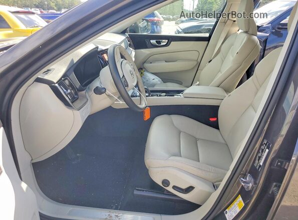 YV4L12DK9N1925781 2022 VOLVO XC60 Gray Widok wnętrza z przodu
