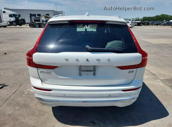 YV4L12DL1N1086203 2022 VOLVO XC60 White უკანა ხედი
