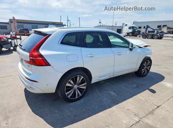 YV4L12DL1N1086203 2022 VOLVO XC60 White უკანა მარჯვენა