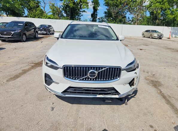 YV4L12DL6N1014588 2022 VOLVO XC60 White Вид спереду