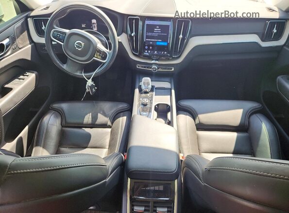 YV4L12DL6N1014588 2022 VOLVO XC60 White Вид панелі приладів