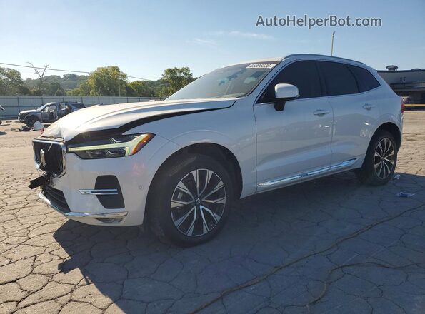 YV4L12RE8P1257476 2023 VOLVO XC60 White Rear left