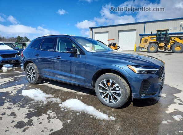 YV4L12RK1R1767113 2024 VOLVO XC60 Blue Delantero derecho