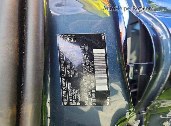 YV4L12RK1R1767113 2024 VOLVO XC60 Blue Vista del compartimento del motor