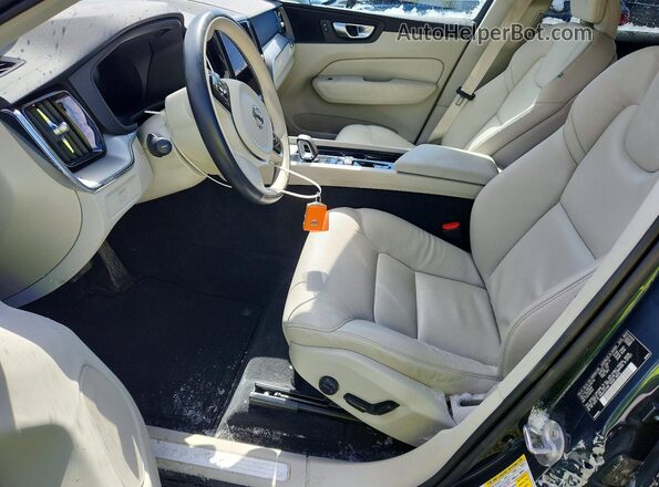 YV4L12RK1R1767113 2024 VOLVO XC60 Blue Vista interior delantera