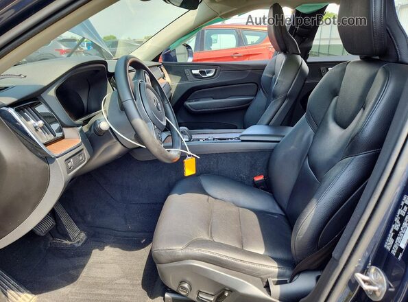 YV4L12RKXN1018384 2022 VOLVO XC60 Blue Widok wnętrza z przodu