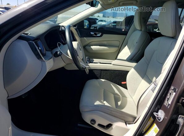 YV4L12RL0R1763675 2024 VOLVO XC60 Gray Widok wnętrza z przodu