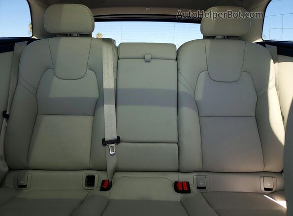 YV4L12RL0R1763675 2024 VOLVO XC60 Gray Widok tylnych siedzeń