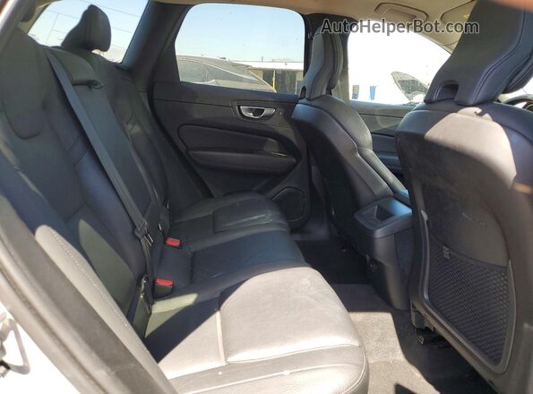 YV4L12RL6R1716280 2024 VOLVO XC60 Gray უკანა სალონის ხედი
