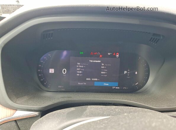YV4L12RL7R1724274 2024 VOLVO XC60 Серебряный Вид щитка приборов