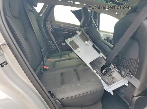YV4L12RL7R1724274 2024 VOLVO XC60 Серебряный Вид задней части салона