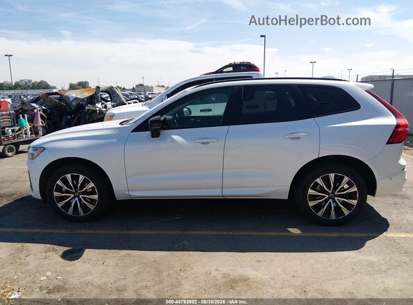 YV4L12RL8R1822584 2024 VOLVO XC60 White Панорамний вид салону 360°