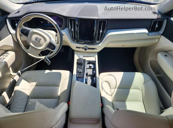YV4L12RL9R1924458 2024 VOLVO XC60 Gray Vista del salpicadero