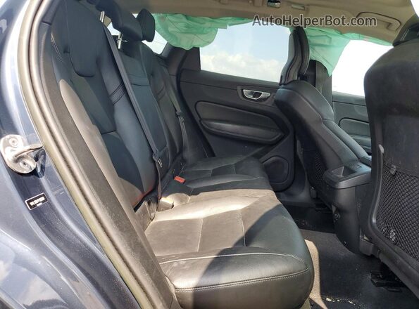 YV4L12RV1P1193989 2023 VOLVO XC60 Blue Vista interior trasera