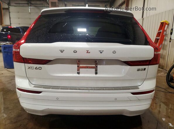 YV4L12RV5P1391149 2023 VOLVO XC60 White Вид ззаду