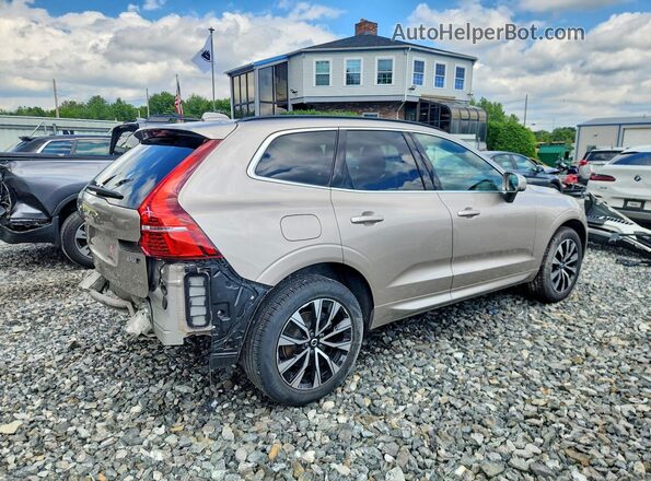 YV4L12RV7P1203781 2023 VOLVO XC60 Beige უკანა მარჯვენა