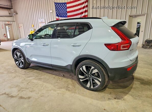 YV4L12UC6T2788024 2026 VOLVO XC40 Синий Задняя левая четверть