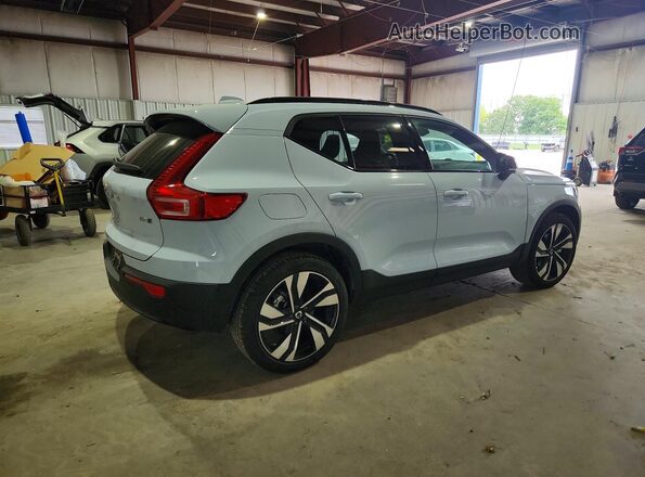 YV4L12UC6T2788024 2026 VOLVO XC40 Синий Задняя правая четверть