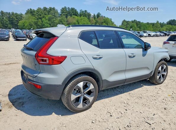 YV4L12UC9T2710921 2026 VOLVO XC40 Gray Задня права чверть