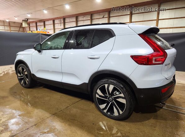 YV4L12UCXT2788107 2026 VOLVO XC40 Gray Tył lewy