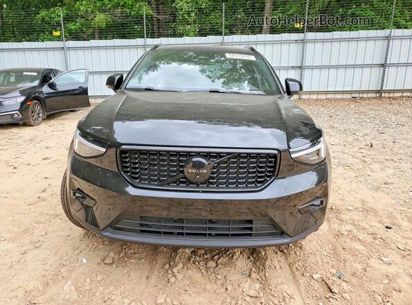 YV4L12UD3T2761937 2026 VOLVO XC40 Black Widok z przodu