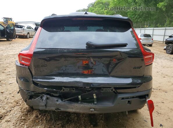YV4L12UD3T2761937 2026 VOLVO XC40 Black Widok z tyłu