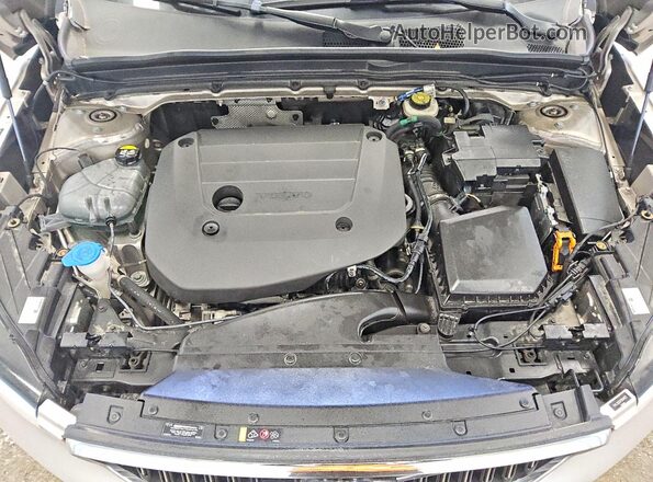 YV4L12UEXP2044675 2023 VOLVO XC40 Silver უკანა სალონის ხედი
