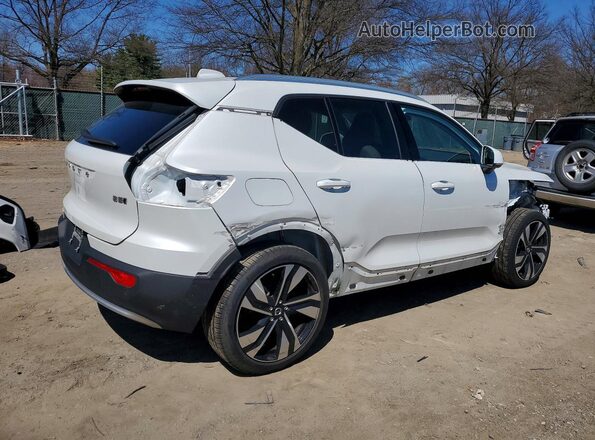 YV4L12UF3R2207856 2024 VOLVO XC40 White Tył prawy