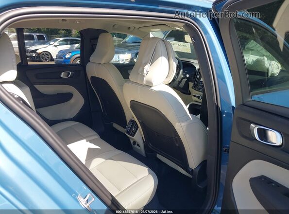 YV4L12UF5R2320305 2024 VOLVO XC40 Blue Вид наклейки з VIN-кодом