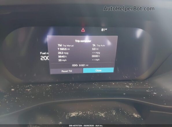YV4L12UJ0S2510992 2025 VOLVO XC40 Белый Вид задних сидений