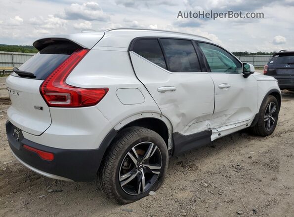 YV4L12UJ7S2543813 2025 VOLVO XC40 White 