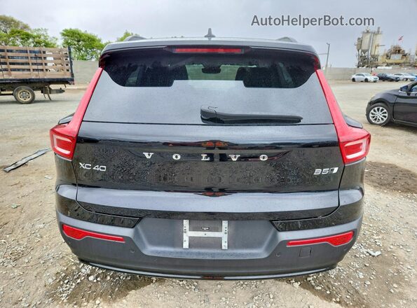 YV4L12UL0R2293987 2024 VOLVO XC40 Black Vista trasera