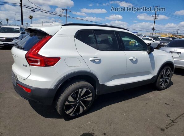 YV4L12UL7R2362268 2024 VOLVO XC40 White Tył prawy