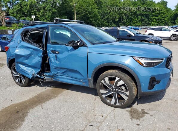 YV4L12ULXR2248099 2024 VOLVO XC40 Blue Przód prawy