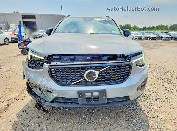YV4L12UM6R2282453 2024 VOLVO XC40 Gray Դիմացի տեսք