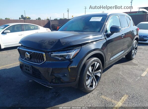 YV4L12UN0P2938975 2023 VOLVO XC40 Black Передня ліва чверть