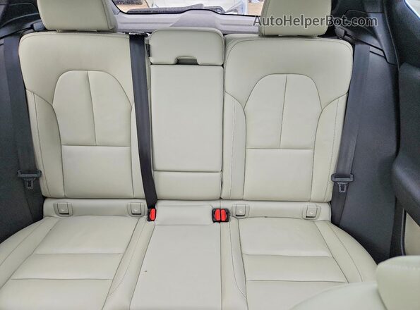 YV4L12UN6P2954629 2023 VOLVO XC40 White უკანა სავარძლების ხედი