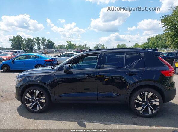 YV4L12UW3P2110797 2023 VOLVO XC40 Черный 