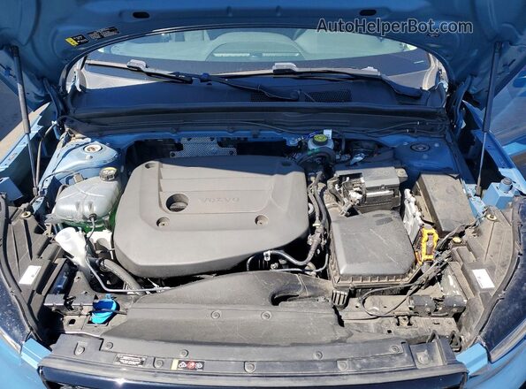 YV4L12UW9P2071150 2023 VOLVO XC40 Blue Вид підкапотного простору