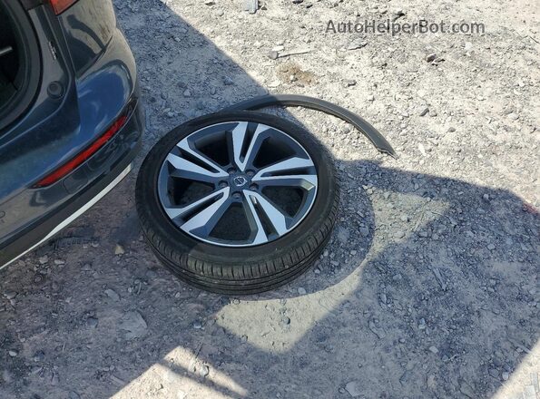 YV4L12WK1S2147916 2025 VOLVO V60 Blue Vista de la etiqueta del VIN