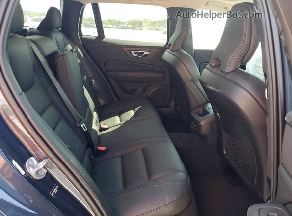 YV4L12WK1S2147916 2025 VOLVO V60 Blue Vista interior trasera