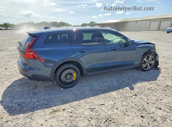 YV4L12WK1S2147916 2025 VOLVO V60 Blue Trasero derecho