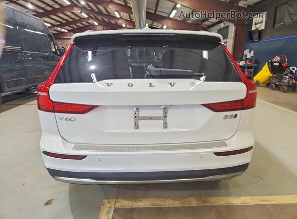 YV4L12WKXS2146229 2025 VOLVO V60 White Vista trasera