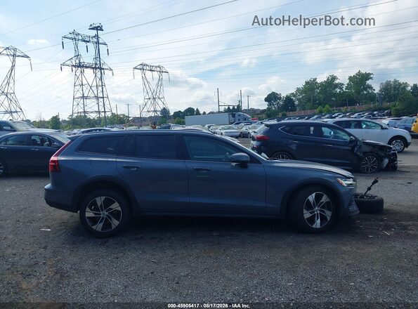 YV4L12WY2P2107307 2023 VOLVO V60 CROSS COUNTRY Gray Vista interior trasera